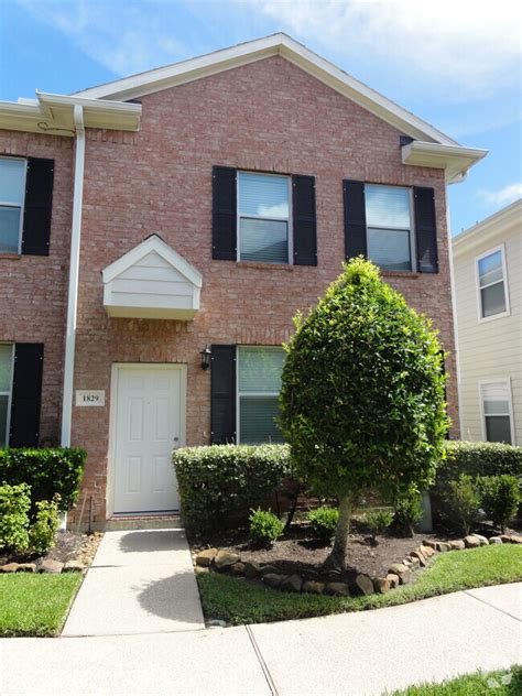 homes for rent league city tx|townhomes for rent league city.